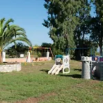 Helena &