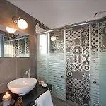 Apartament Helena &