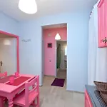 Helena &