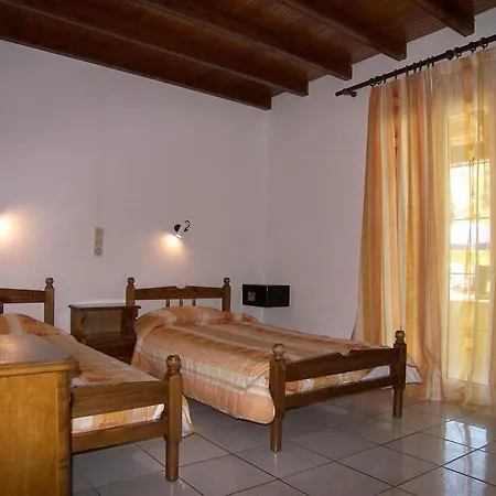 Helena & * Sidari (Corfu)