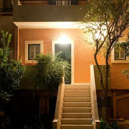 Helena Apartments&villas Sidárion